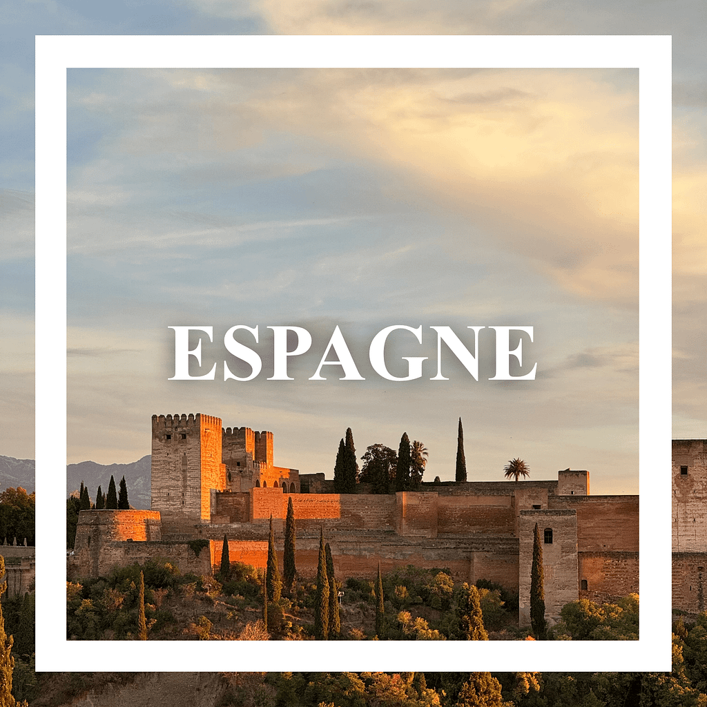 Espagne Alhambra en andalousie au coucher de soleil