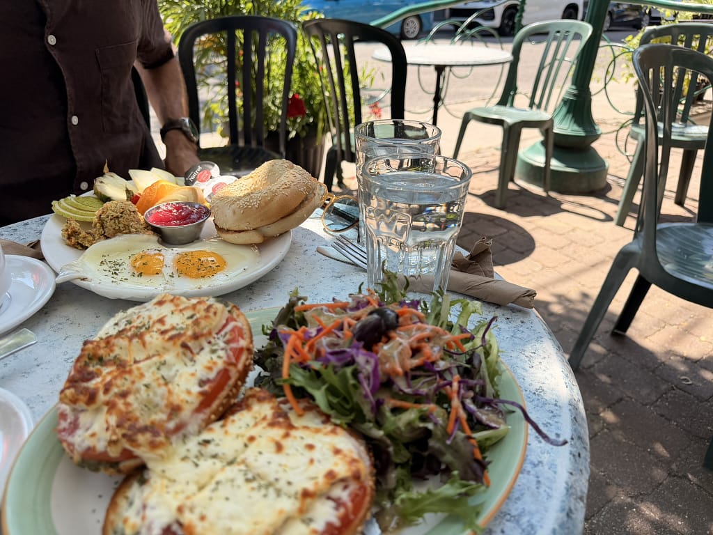 Visiter Québec en 2 jours : itinéraire et bonnes adresses Bruncher chez Bügel à Québec