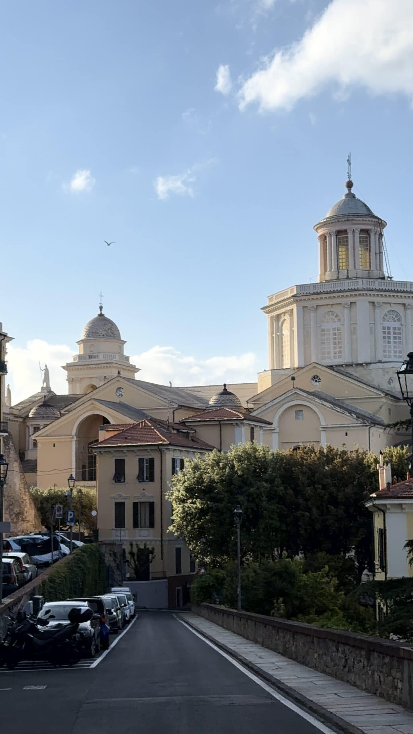 Que faire en Ligurie ? Guide complet pour un voyage d'une semaine autour d'Imperia en Italie Admirer la Basilique San Maurizio à Imperia en Italie en Ligurie