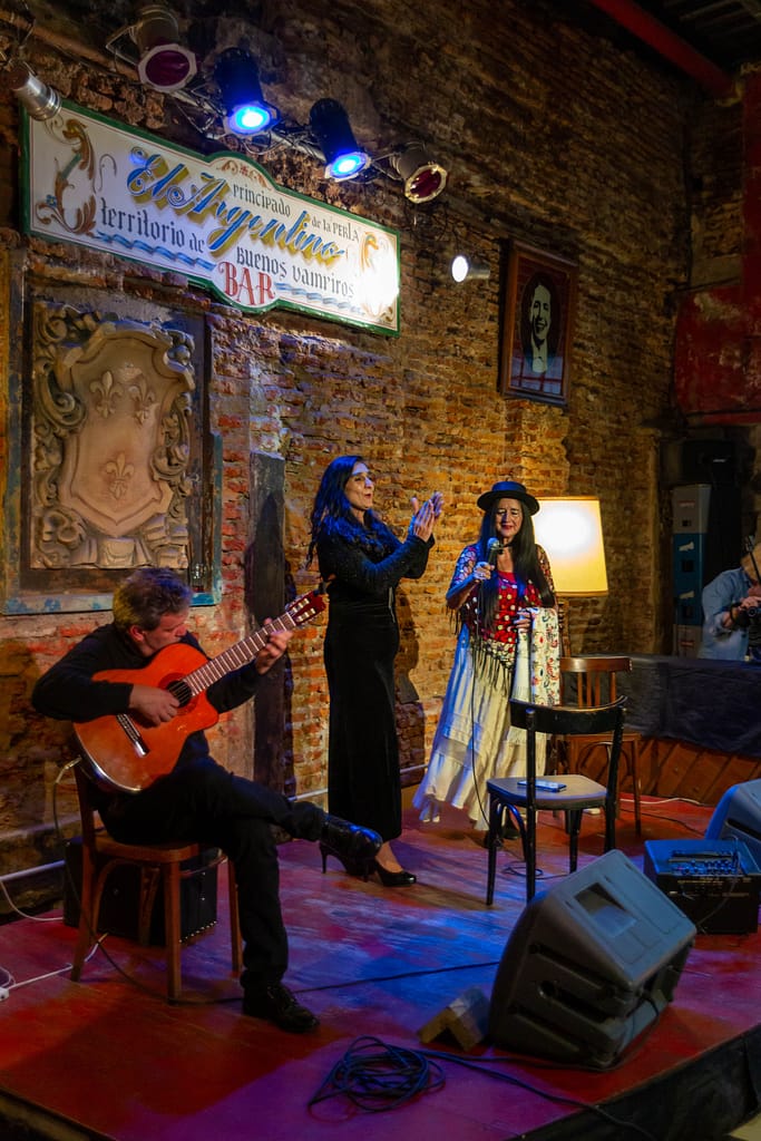Que faire à Lisbonne en 4 jours ? Itinéraire complet pour une première visite Assister à un spectacle de Fado Lisbonne portugal