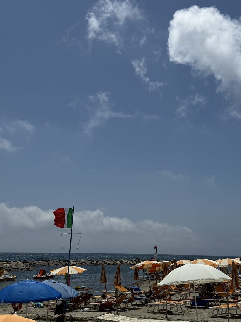 Que faire en Ligurie ? Guide complet pour un voyage d'une semaine autour d'Imperia en Italie Plage ligurie italie