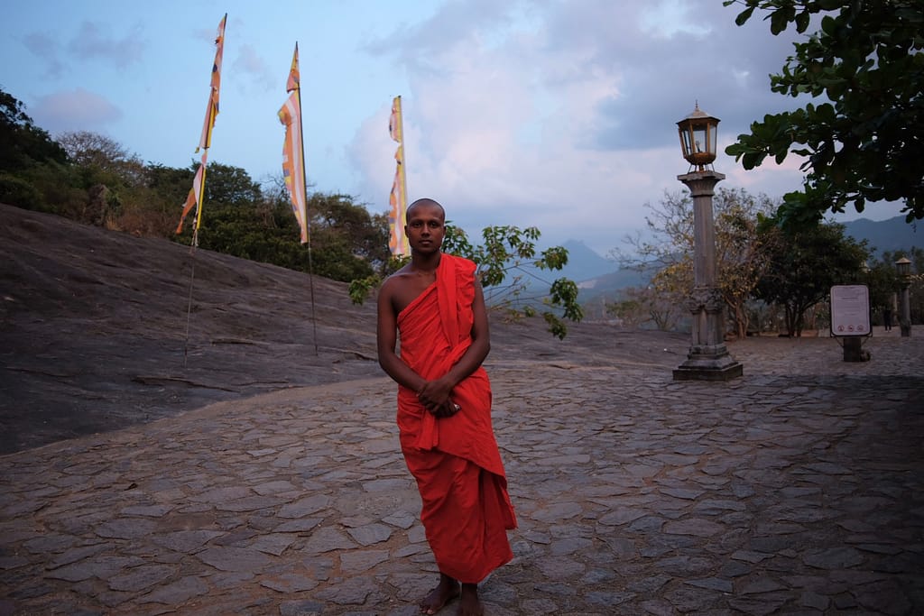 moine a dambulla sri lanka sigiriya
