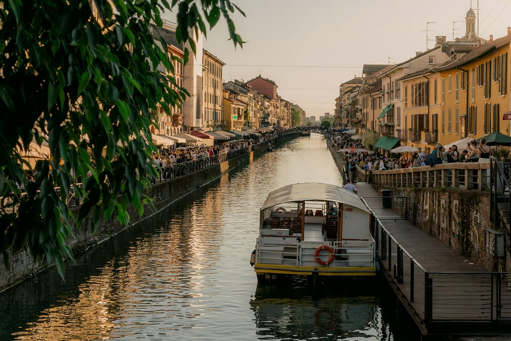 Lombardie en une semaine : l’itinéraire parfait entre Milan, Bergame et le lac de Côme Darsena, au cœur du quartier des Navigli