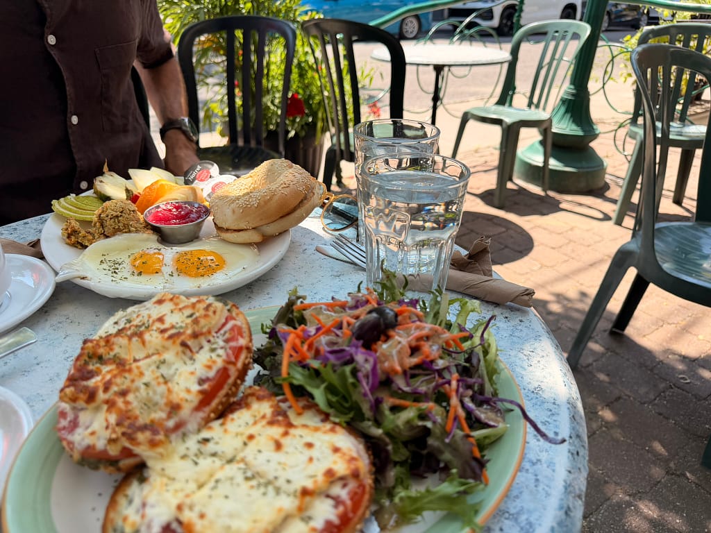 Visiter Québec en 2 jours : itinéraire et bonnes adresses Bruncher chez Bügel à Québec