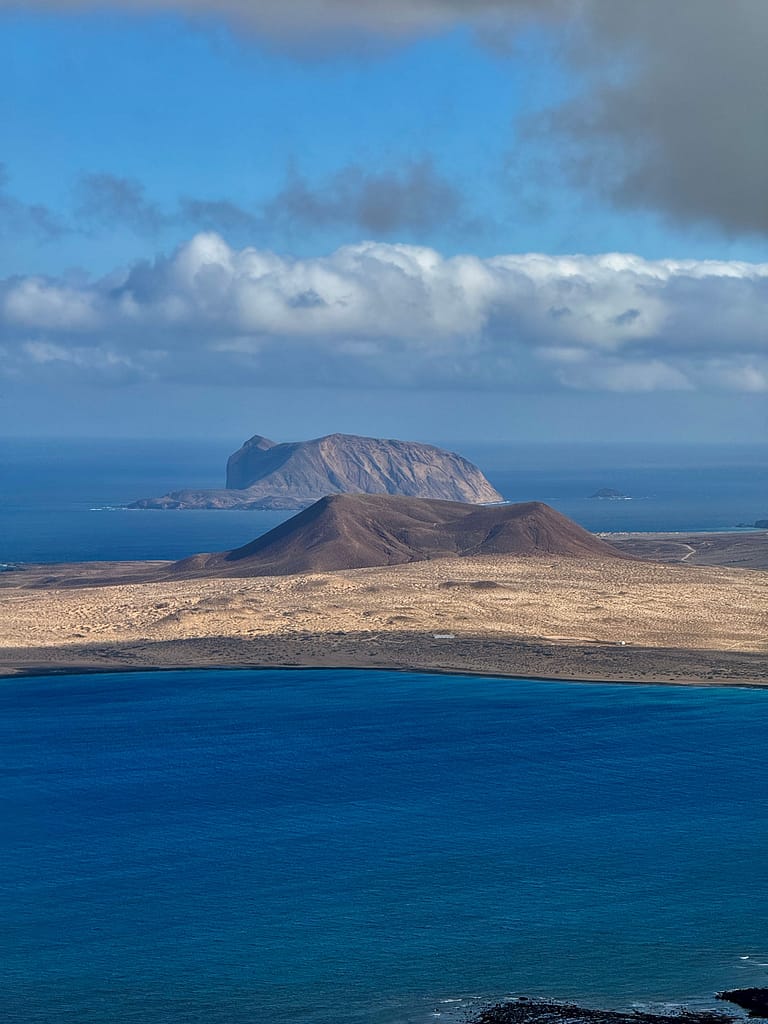 Visiter Lanzarote en une semaine : itinéraire complet pour 7 jours aux Canaries Mirador del Río Lanzarotte Canaries Espagne