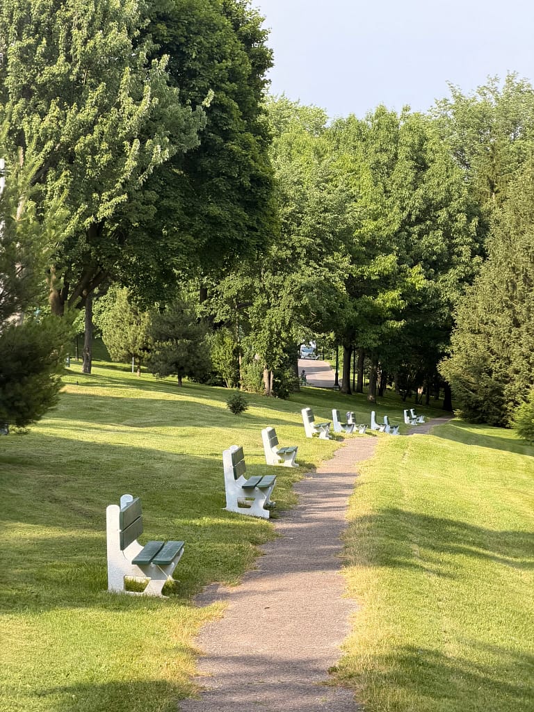 Visiter Québec en 2 jours : itinéraire et bonnes adresses Plaines d’Abraham dans la ville de Québec au Canada