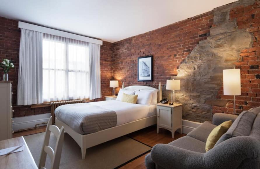 Où dormir à Québec ? Les meilleurs quartiers et hôtels en 2026 auberge saint pierre Québec